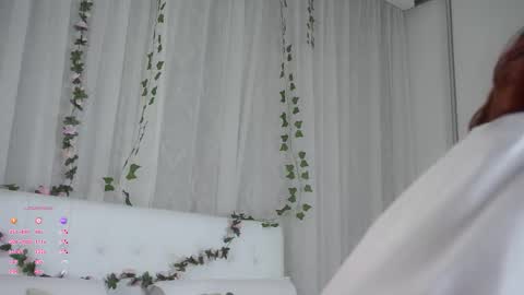 Lily online show from 27, 2, 2026