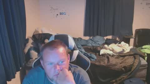 Snapshot of pecker40 chatting on 17, 2, 2025 pecker40 online show from 17, 2, 2025