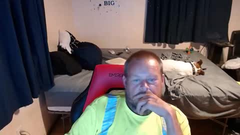 Snapshot of pecker40 chatting on 12, 9, 2025 pecker40 online show from 12, 9, 2025