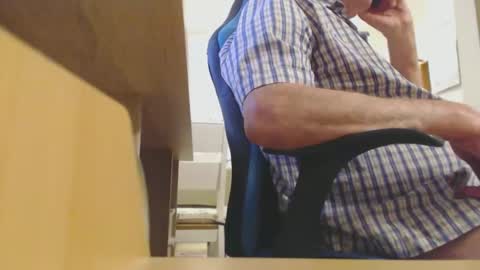 Snapshot of pedrodollo chatting on 2, 2, 2026 pedrodollo online show from 2, 2, 2026