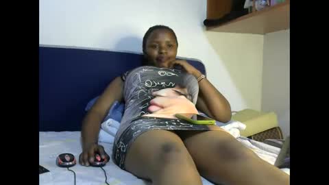 Snapshot of peekyshams chatting on 11, 2, 2025 peekyshams online show from 11, 2, 2025