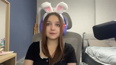 Luna Vale online show from 11, 7, 2026