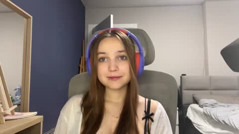 Luna Vale online show from 17, 7, 2026