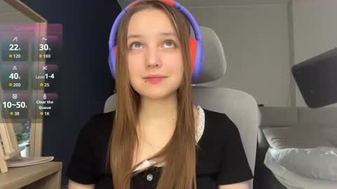 Luna Vale online show from 23, 7, 2026
