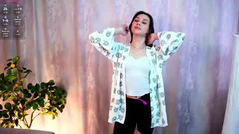 Snapshot of peggydewberry chatting on 11, 2, 2026 Rose online show from 11, 2, 2026