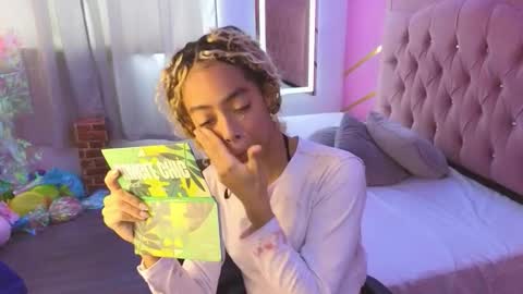 Snapshot of peneelopeecute chatting on 5, 12, 2025 peneelopeecute online show from 5, 12, 2025