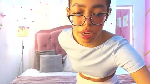 Snapshot of peneelopeecute chatting on 4, 2, 2026 peneelopeecute online show from 4, 2, 2026