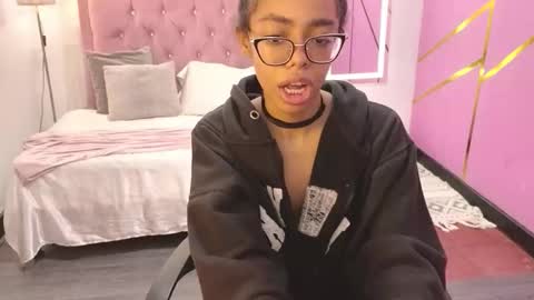 Snapshot of peneelopeecute chatting on 5, 2, 2026 peneelopeecute online show from 5, 2, 2026