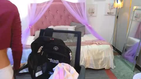 Snapshot of peneelopeecute chatting on 18, 2, 2026 peneelopeecute online show from 18, 2, 2026