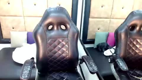 Snapshot of penelopee_rouse chatting on 13, 11, 2025 Penelopee Rouse online show from 13, 11, 2025