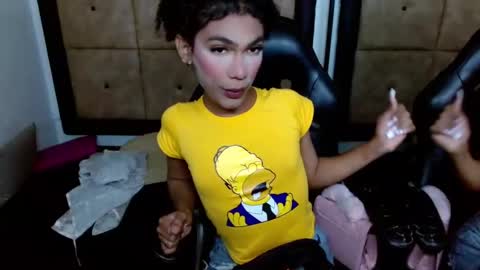 Snapshot of penelopee_rouse chatting on 17, 11, 2025 Penelopee Rouse online show from 17, 11, 2025