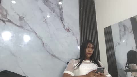 Snapshot of penelopee_rouse chatting on 1, 3, 2026 Penelopee Rouse online show from 1, 3, 2026