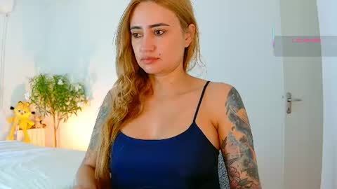 Hi Im Penelope  better vibrations  1111 online show from 12, 7, 2026