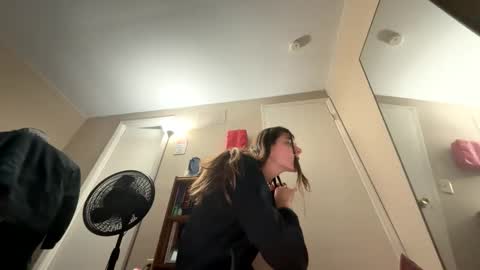 Penutbuttajelllytime online show from 9, 2, 2026