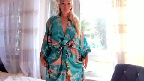 Olivia online show from 21, 7, 2026