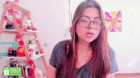 Sarah Ana Banana online show from 11, 11, 2025