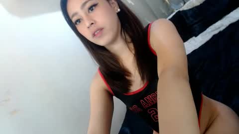 Snapshot of perfect_suckerqueen69 chatting on 16, 2, 2025 Sweet Gwen online show from 16, 2, 2025