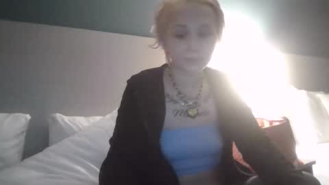 Snapshot of perfectly222peachy chatting on 21, 12, 2025 perfectly222peachy online show from 21, 12, 2025