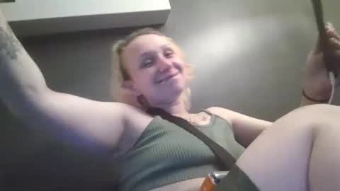 Snapshot of perfectly222peachy chatting on 4, 4, 2026 perfectly222peachy online show from 4, 4, 2026