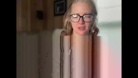 Snapshot of perfectnips742 chatting on 11, 10, 2025 Nelly online show from 11, 10, 2025