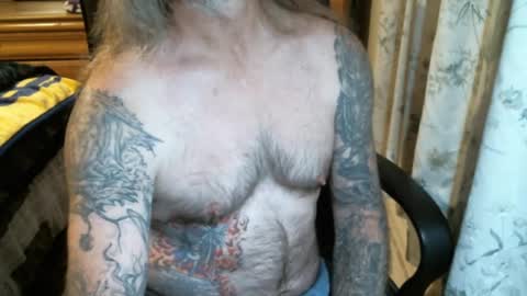 Snapshot of perkymalenipples chatting on 12, 12, 2024 perkymalenipples online show from 12, 12, 2024