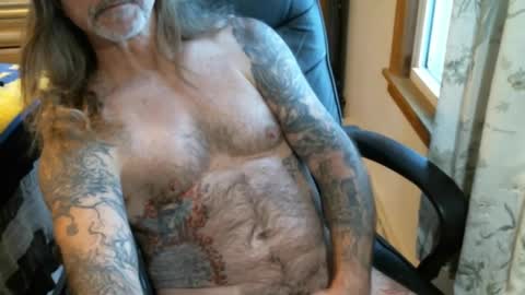 Snapshot of perkymalenipples chatting on 24, 12, 2024 perkymalenipples online show from 24, 12, 2024