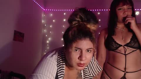 Snapshot of perlabigass21 chatting on 28, 9, 2025 lecia online show from 28, 9, 2025