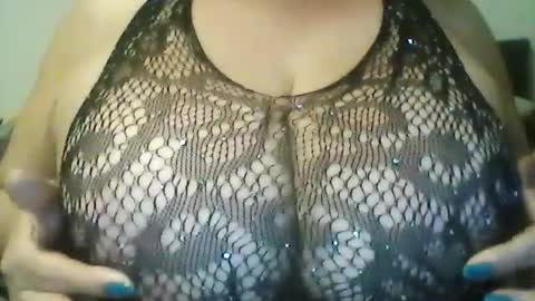 perlita070822 online show from 15, 7, 2026