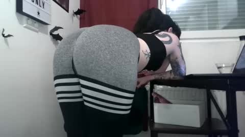 Persephone online show from 24, 4, 2026