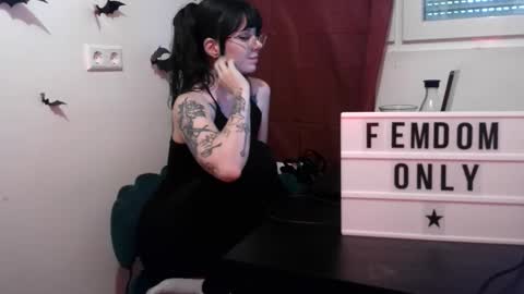Persephone online show from 27, 5, 2026