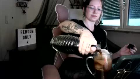 Persephone online show from 16, 7, 2026