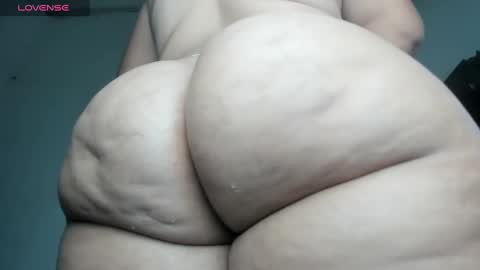 Snapshot of pervertt_mommy chatting on 13, 2, 2025  Alexandra  online show from 13, 2, 2025