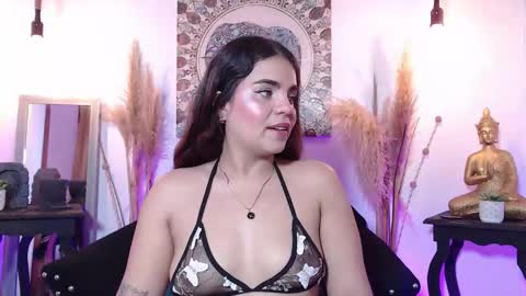 Snapshot of pervy_nikole chatting on 1, 10, 2025 Nikole online show from 1, 10, 2025