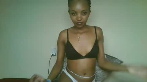 Snapshot of petal_palette chatting on 14, 6, 2026 Lolly online show from 14, 6, 2026