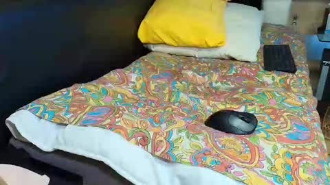 peter196888 online show from 1, 2, 2026