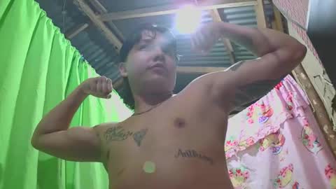 Snapshot of peteresmitd17 chatting on 16, 12, 2025 peteresmitd17 online show from 16, 12, 2025