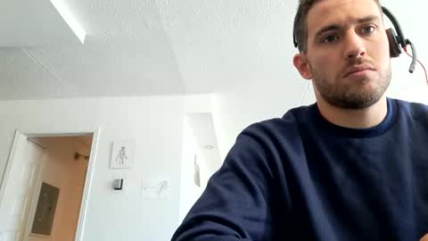 Snapshot of peterskinny24 chatting on 5, 2, 2025         ttps VF8L9ABFMref wl share online show from 5, 2, 2025