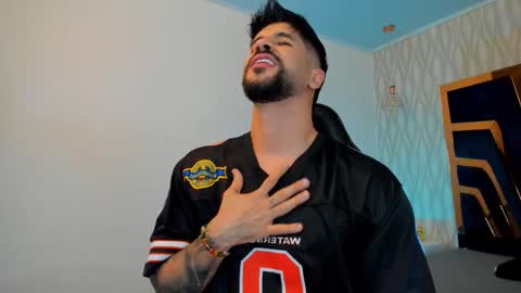 PETES EVANS new account online show from 29, 11, 2025