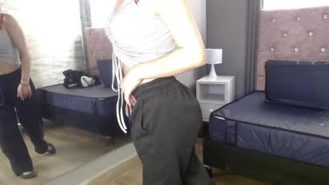  Petite online show from 21, 5, 2026