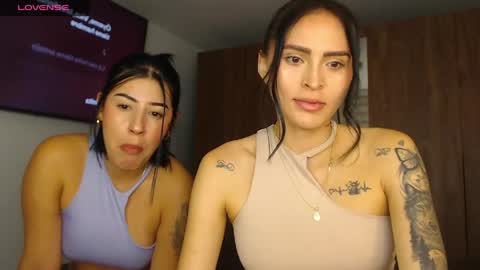 Snapshot of petite_linda chatting on 15, 5, 2026 Linda online show from 15, 5, 2026