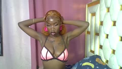 Snapshot of petite_lunar chatting on 13, 2, 2026 Lunar online show from 13, 2, 2026