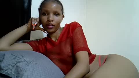 petite_melinda online show from 3, 7, 2026