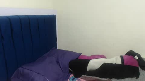 Snapshot of petitebeautyy chatting on 29, 5, 2026 petitebeautyy online show from 29, 5, 2026