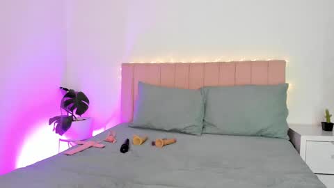 Danna  online show from 11, 2, 2025