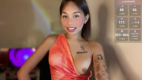 Snapshot of petitegirlx69 chatting on 19, 5, 2026 miss lisa online show from 19, 5, 2026