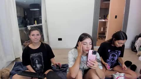 Peyton   online show from 7, 3, 2025