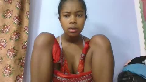 phania185885 online show from 29, 3, 2026