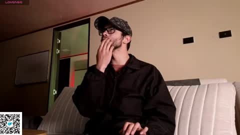 phantom_bigger1 online show from 11, 4, 2026