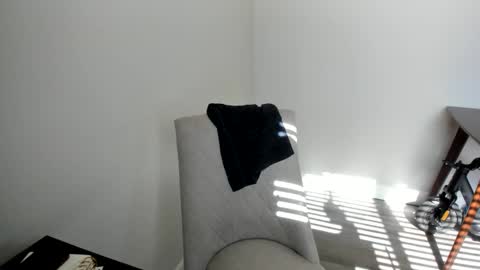 Jasmine Juice online show from 24, 1, 2025