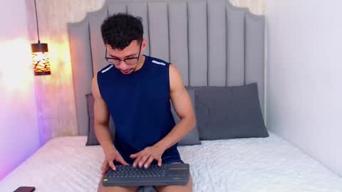Snapshot of philip_collins chatting on 26, 5, 2026 Milo online show from 26, 5, 2026